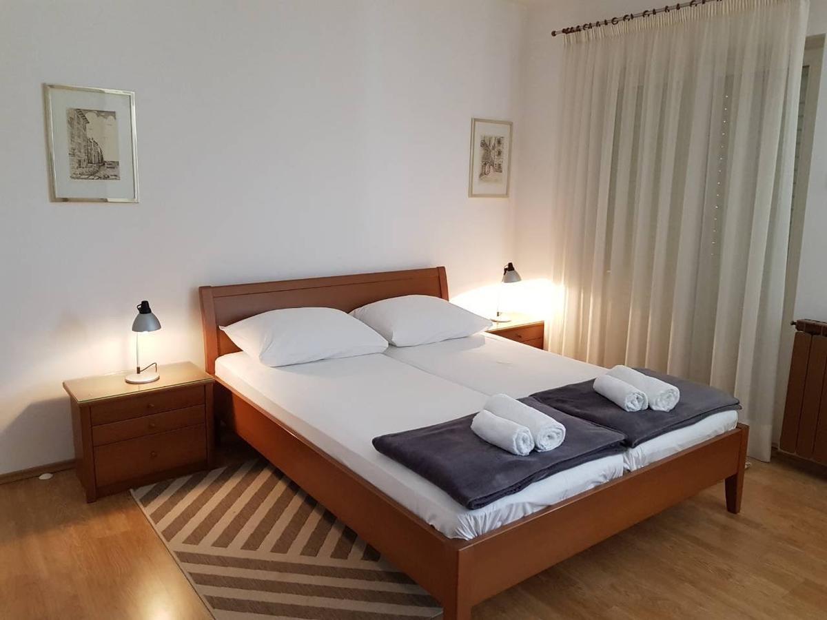 Apartments Monfiorenzo 罗维尼 外观 照片